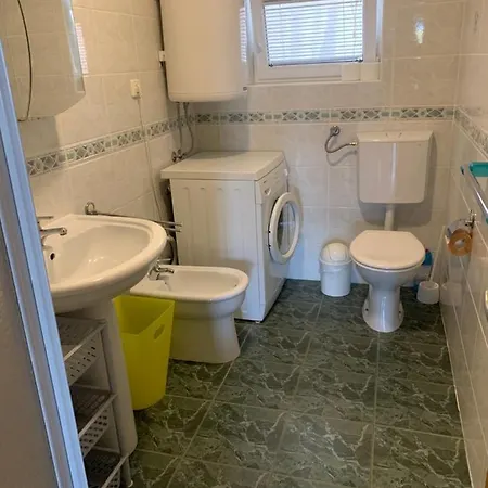 Apartment Auer Pjescana Uvala