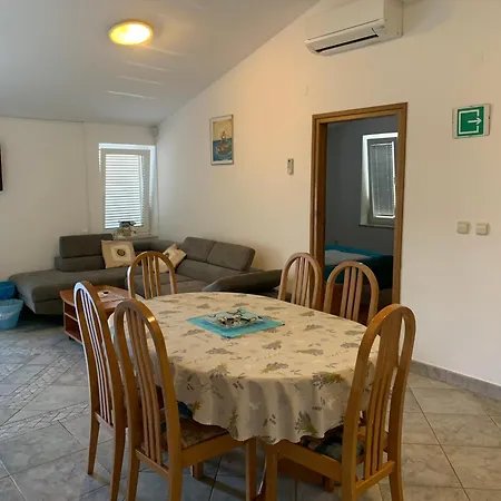 Apartment Auer *