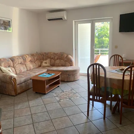 Apartman Auer *